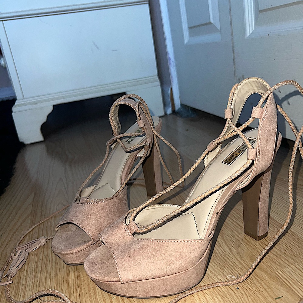 Jennifer Lopez Baby Pink Suede Heels